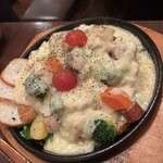 シュラスコ 肉寿司食べ放題 夜景肉バル サルーテジャポン - 