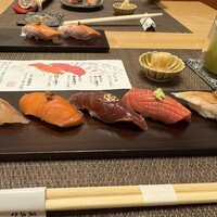 伊勢鮨 - 