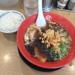 豚骨らーめん 福の軒 大宮店 - 黒マー油ラーメンとライス