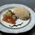 TRIPLE ONE Singapore & Chinese Cuisine - 