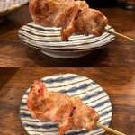 炭火焼食堂 膠 - せせり(240円)