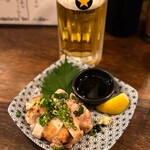 炭火焼食堂 膠 - 大山鶏 ももたたき(800円)