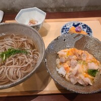 自家製粉石臼挽きうどん 青空blue 本店 - 