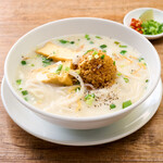 ピリ辛豚挽肉と厚揚げ入り豆乳フォー