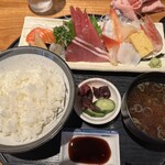 お魚処 うおとも - 