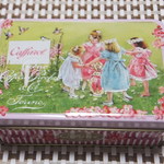 カファレル - ピンクのリバイバル小缶