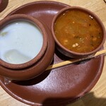 ケララキッチン - ラッシーとサンバル