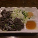 Yakiton Chikuzenya - 黒センマイ刺し(ゴマ塩、酢味噌)