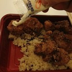 からあげ&弁当 トリとん - 上州とんから飯（税込み830円）