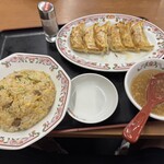 餃子の王将 - 
