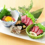 海鮮処 とも吉 - 馬刺し三種