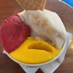 マリオ ジェラテリア - 白桃、アルフォンソマンゴー、