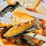 伊勢屋 - サバの味噌煮（アップ）