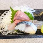 伊勢屋 - 刺身の盛り合わせ
