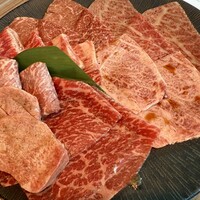 焼肉うしごろ 新宿三丁目店 - 