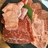 焼肉うしごろ 新宿三丁目店 - 