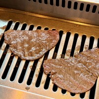 焼肉うしごろ 新宿三丁目店 - 