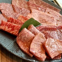 焼肉うしごろ 新宿三丁目店 - 