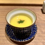 眞善美 - 冷製玉蜀黍のスープ　金華ハム　蟹