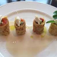 ワインラウンジ＆レストラン セパージュ 名古屋店 - 前菜: サーモンクレープ巻き