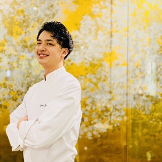 出口シェフが奏でる季節の食材を楽しむおまかせコース