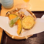 かわしま - 揚げたて熱々サックサク & ホックホクの"天ぷら"。