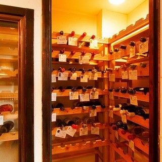 There is a wine cellar with about 50 varieties.