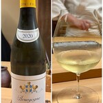 鮨しゅんじ - Domaine Leflaive Puligny-Montrachet 2020
      フランス ピュリニー・モンラッシェ産の白ワイン
      