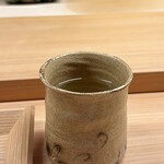 鮨しゅんじ - お茶も美味しい♪