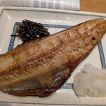 北緯43度のお食事処 - 縞ホッケは脂乗ってます