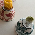 グッチオステリアダマッシモボットゥーラ - お茶と共に提供された食後のスイーツ