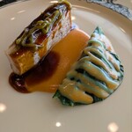 グッチオステリアダマッシモボットゥーラ - 黒鶏パプリカ煮込み