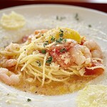 カフェアンドバー チェルキオ - エビ・レモン・ガーリックスパゲッティ