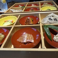 豚捨 KITTE丸の内店 - 