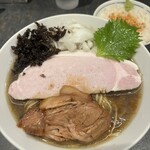 宮元製麺 - 冷やし煮干しそば　中　肩ロース