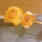 喜美鶏 - 『だきみ』外がモモの皮で中がムネの身です。