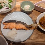 梅田 阪急三番街 リバーカフェ - 