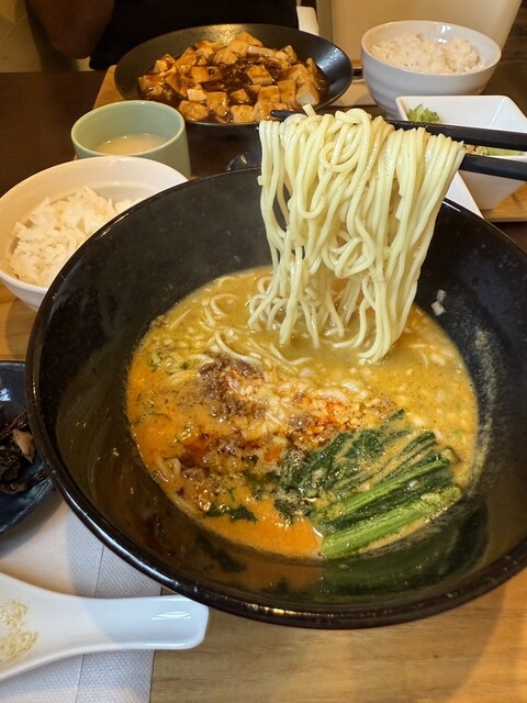 Chinese Dining AKARI