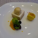 ホテル日航大分 オアシスタワー - ホワイトチョコのムース