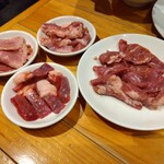 新鮮ホルモン豚風 - 