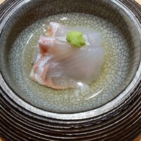 鮨 由う - 