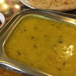 インド料理 パリワル - うーん滋味深い! ムング豆のカレー