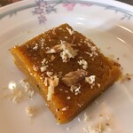インド料理 パリワル - 小ぶりでも確かな満足にんじんハルワ