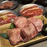 厚切り牛タン 焼肉一心たん助 - 