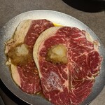 厚切り牛タン 焼肉一心たん助 - 