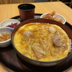 鳥開総本家 - 国産若鶏の親子丼