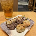 鳥開総本家 - 焼鳥三種