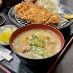 とんかつ 栄ちゃん - 豚汁