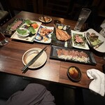 旬魚・地酒 トロ八 - 