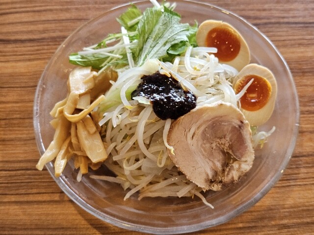 壱角家 弘前店の豚骨ラーメン｜運動公園前の人気店